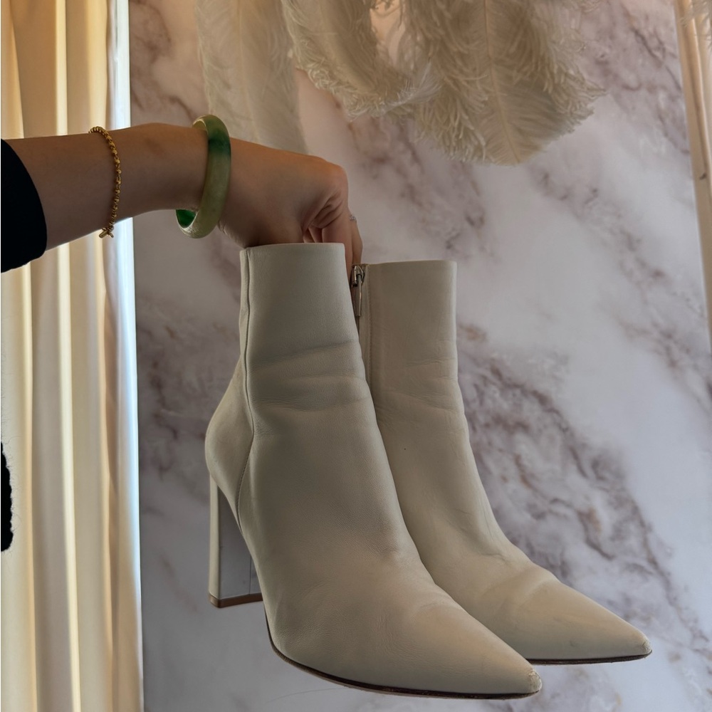 Elegant White Ankle Boots